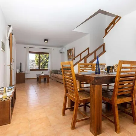 Villa Isuntza Playa Blanca (Lanzarote)