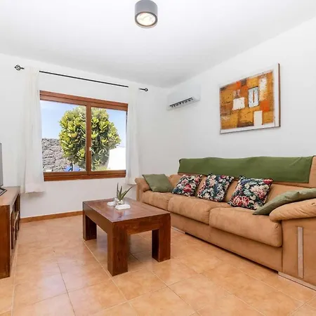 Isuntza Villa Playa Blanca (Lanzarote)